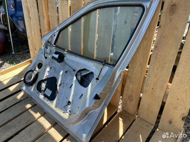 Дверь передняя правая Opel Vectra B