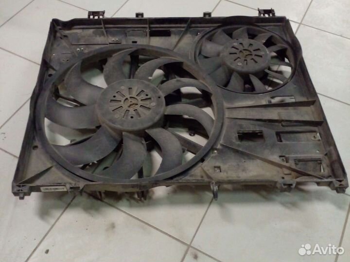 Диффузор вентилятора Land Rover Range Rover Vogue