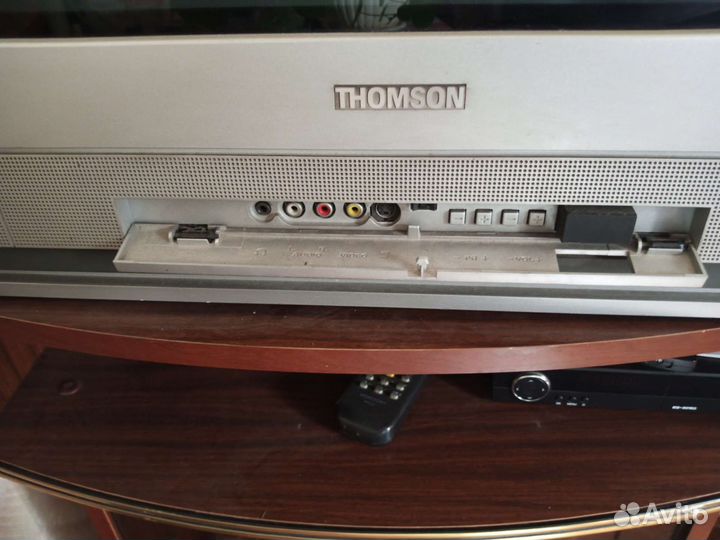Телевизор Thomson бу
