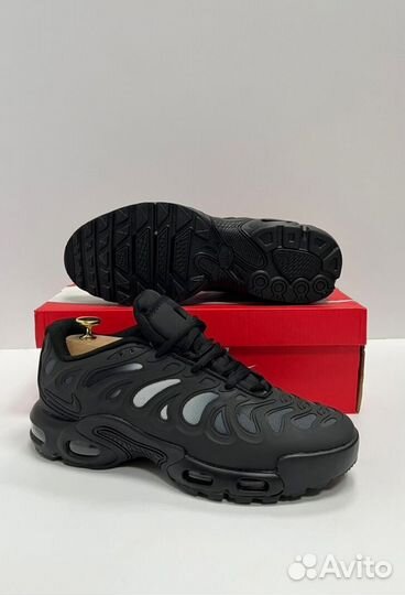 Кроссовки Nike Air Max Tn Plus