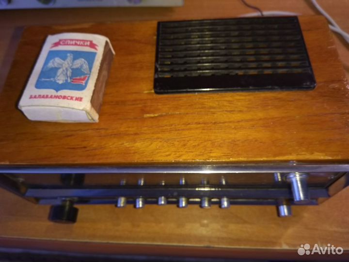 Редкий миниатюрный сувенирный приемник сириус-308