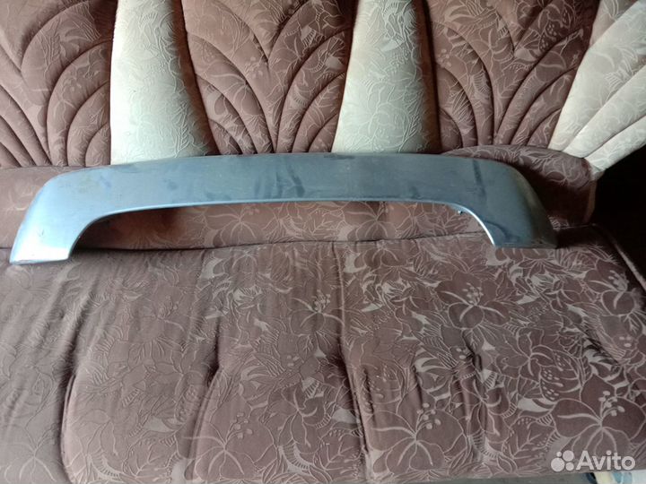 Спойлер задний