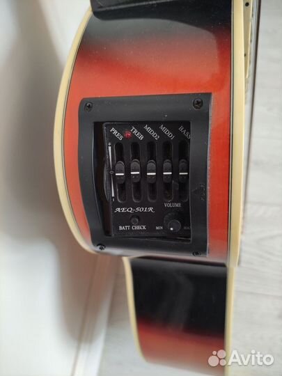 Гитара электроакустическая Martinez (как новая)