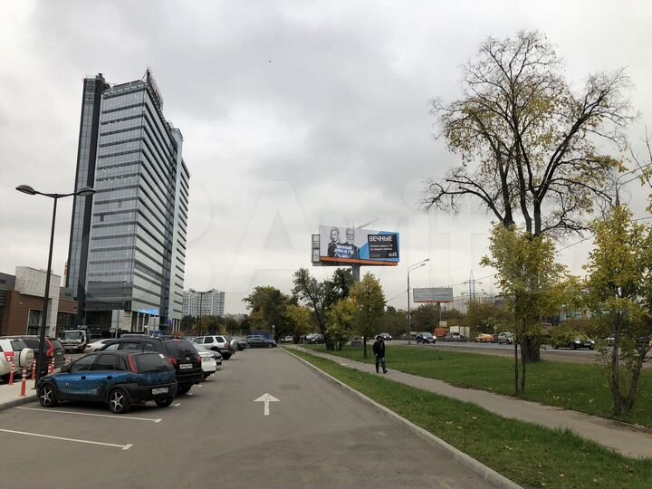 Офис с окном на 12 этаже - 32.28 м²