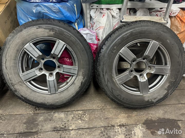 Зимние колеса 225 70 r16