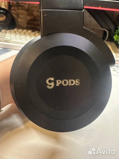 Беспроводные наушники gpods