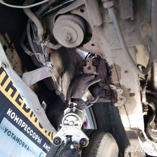 Компрессор пневмоподвески Lexus GX470