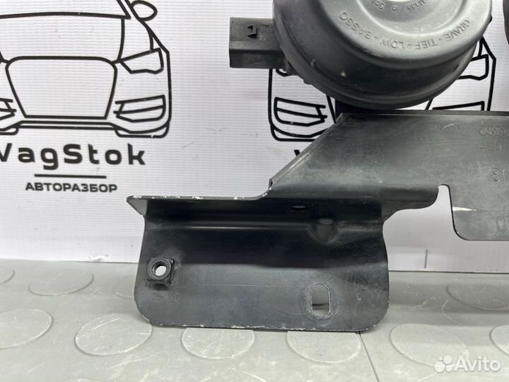 Звуковой сигнал Audi Q7 4L cjtc 2012