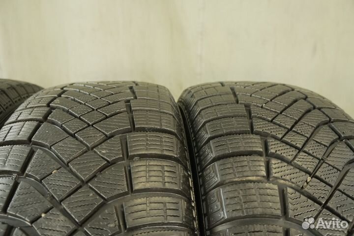 Pirelli Ice Zero FR 205/55 R16 94T