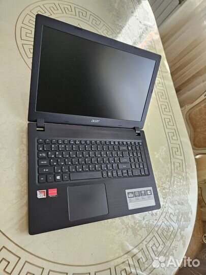 Мощный Acer 12Gb/SSD256