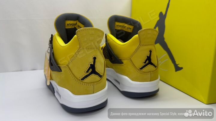 Кроссовки Air Jordan 4 Retro 