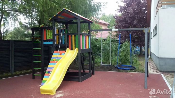 Детский комплекс с горкой