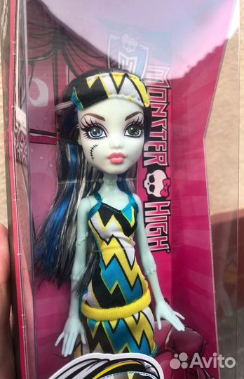 Кукла Монстр Хай Фрэнки Штейн Бюджетная Пижамная