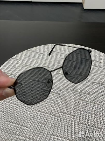 Солнцезащитные очки