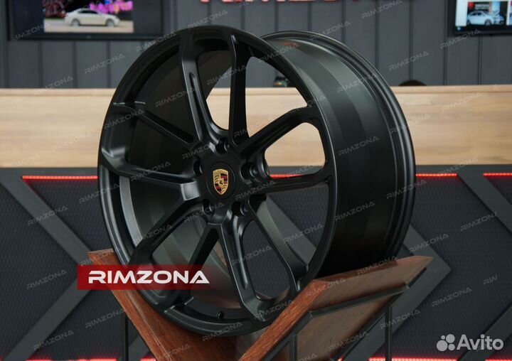 Кованые диски R22 на Porsche 911