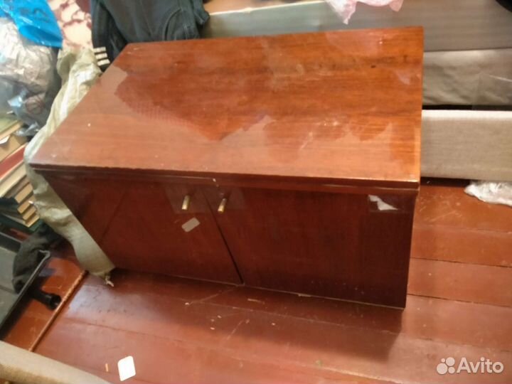 Тумба под телевизор