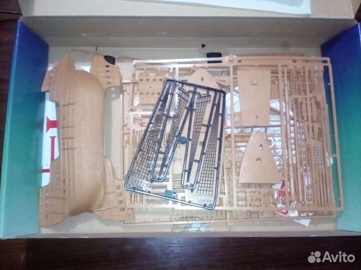 Модель корабля, для склеивания. Россия