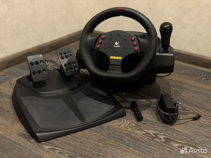 Игровой руль Logitech momo racing