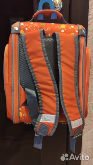 Продам школьный рюкзак