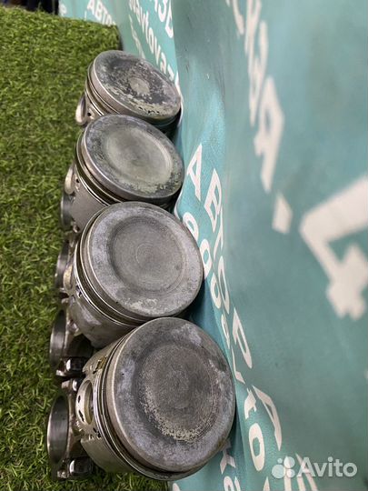 Комплект шатунов С поршнями ваз 2101-2107