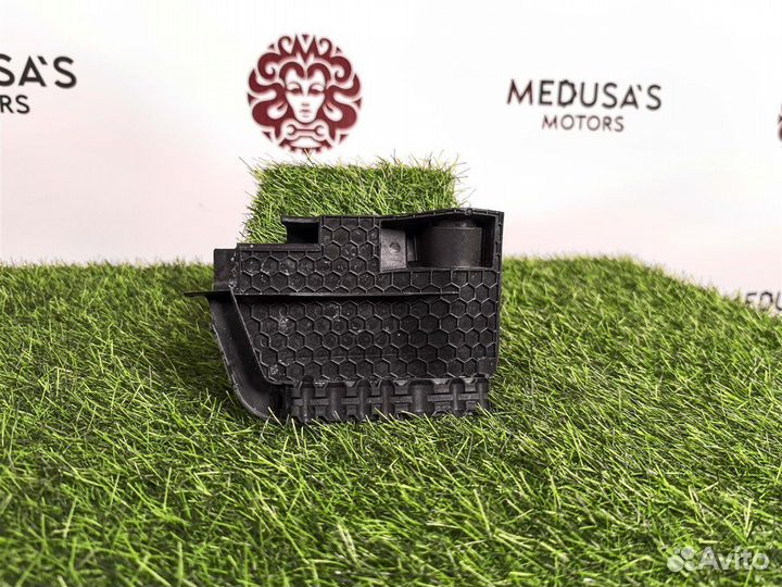 Шумоизоляция моторного отсека левая Mercedes-Benz