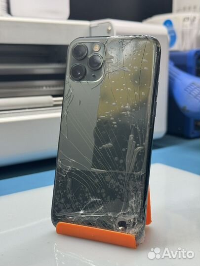 Замена заднего стекла на iPhone