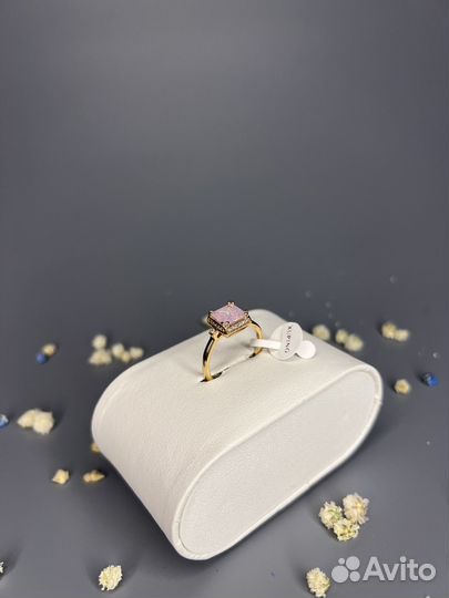 Кольца из медицинского золота