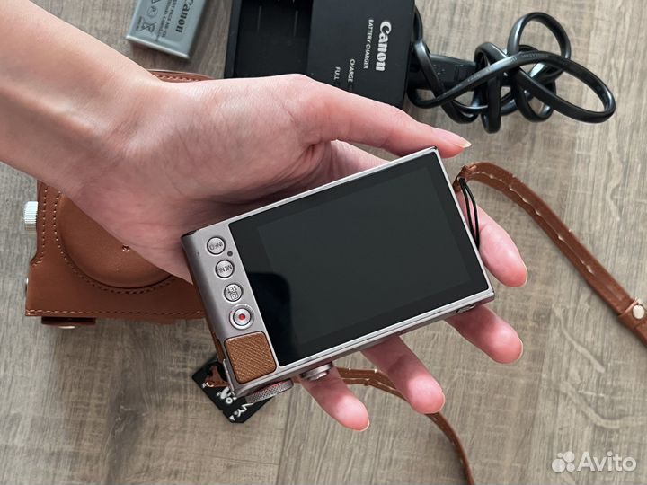 Canon powershot g9x