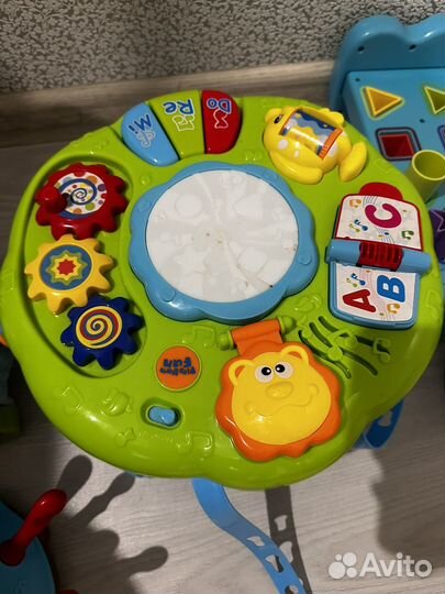 Развивающие игрушки fisher price chicco