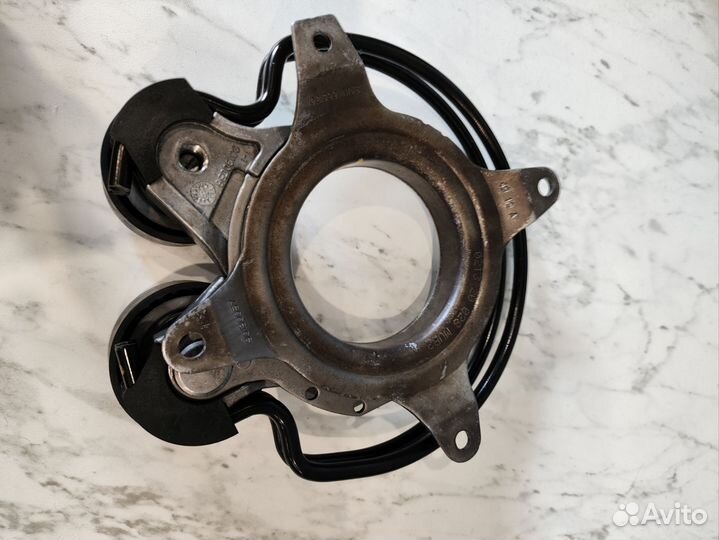 Натяжитель ремня 06N903133