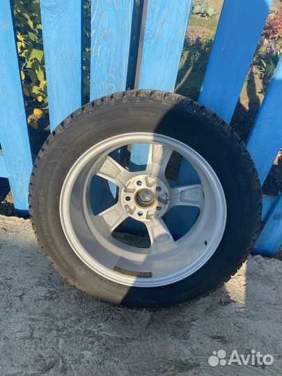 Зимние шины на литых дисках
