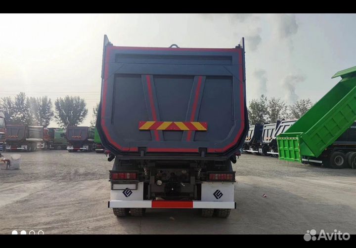 SITRAK C7H 8x4, 2023