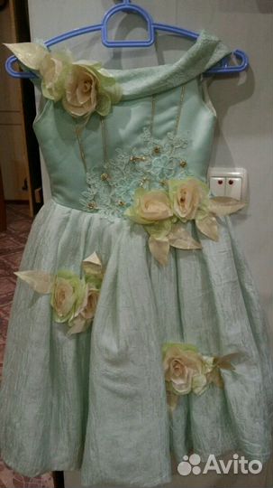 Продам платье