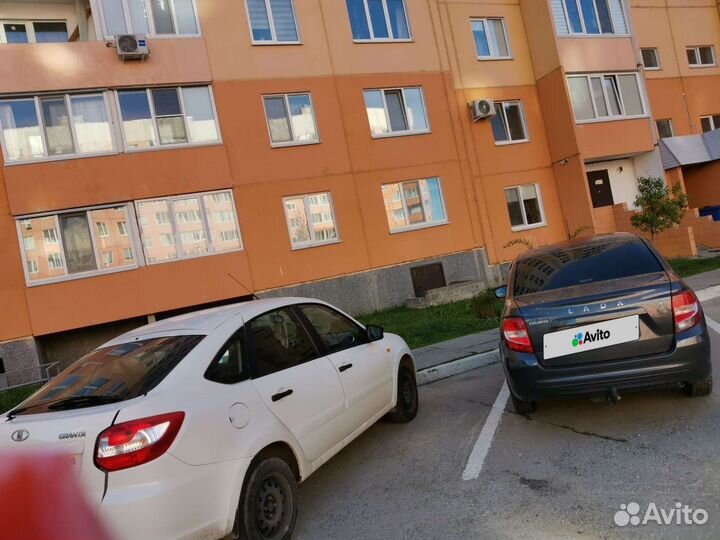 LADA Granta 1.6 МТ, 2015, 101 000 км