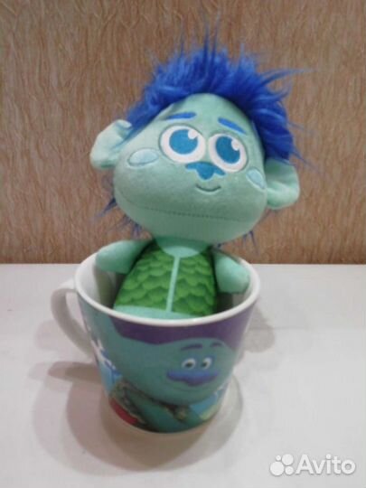 Кружка с игрушкой