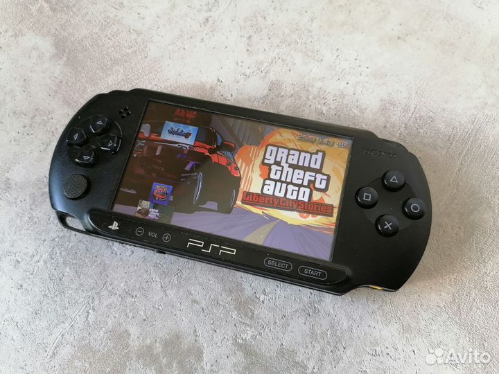 Sony PSP Е1008 8gb Прошита,999игр