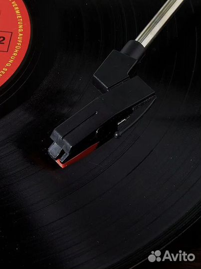 Проигрыватель виниловых пластинок с колонками ZDK