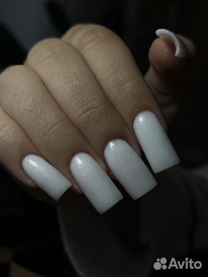 Маникюр, наращивание ногтей