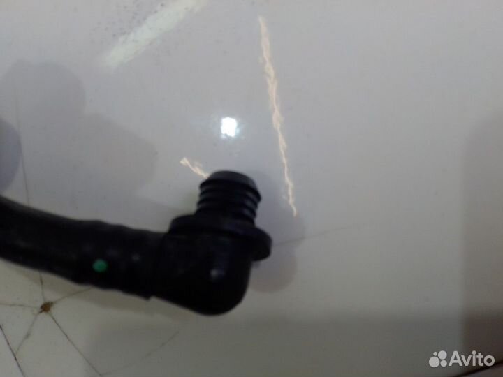 Трубка вакуумная (Audi A4)