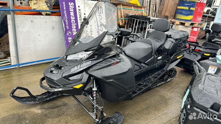 BRP Expedition SE 900 ACE Turbo R