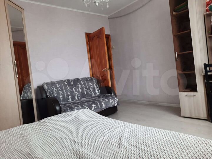 2-к. квартира, 52 м², 9/9 эт.