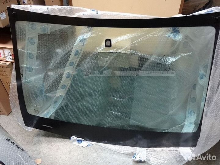 Лобовое стекло Шевроле Кобальт 2011