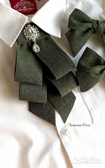 Галстук - брошь и бантики из вельвета
