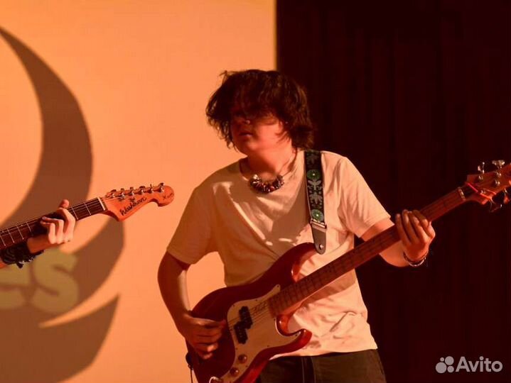 Помощь в выборе электрогитары, гитары, баса