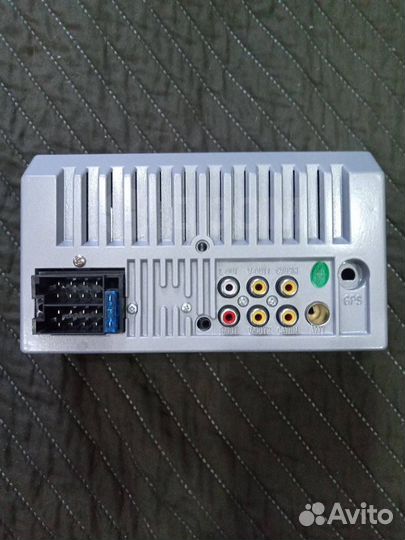 Продам магнитолу