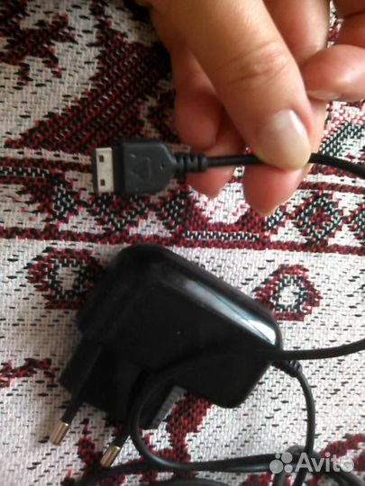 Зарядное с большим разъемом