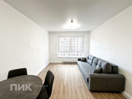 2-к. квартира, 54 м², 17/33 эт.