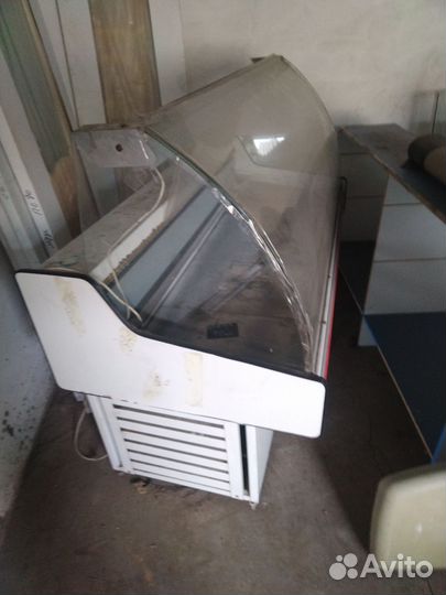 Холодильник витрина бу