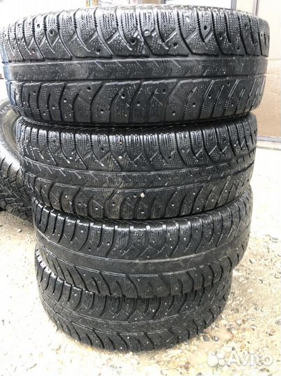 Bridgestone Ice Cruiser 7000 195/65 R15 91T