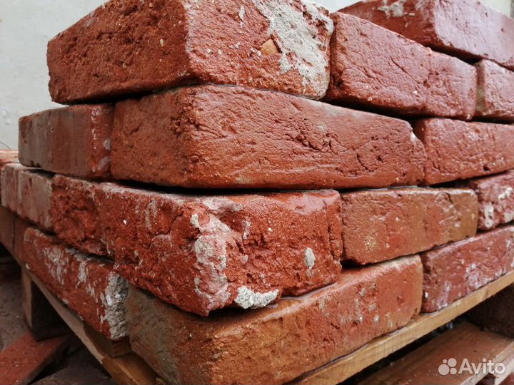 Антикварный старый кирпич в стиле лофт под царский